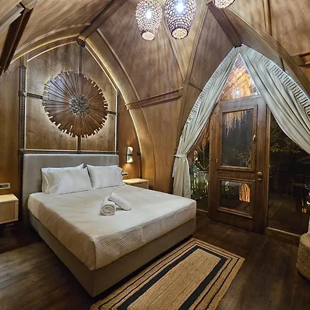 Resort Argolic Glamping *