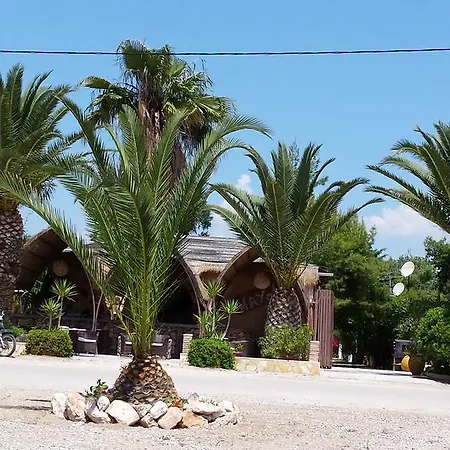 Argolic Strand Camping נאפפליו