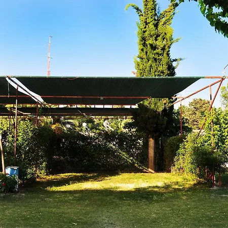 אתר נופש Argolic Strand Camping