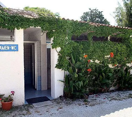 אתר נופש Argolic Strand Camping *